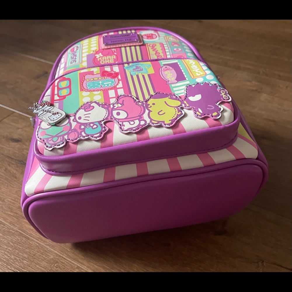 LOUNGEFLY (Sanrio)-NWT Mini Faux Leather Character Backpack - Picture 8 of 14